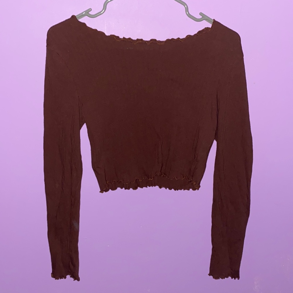 Long sleeve brown belly shirt with a wide neck. - Picture 1 of 2